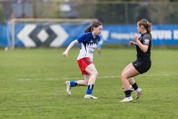 Bild 160 - wBJ Hamburger SV - Eimsbuettler TV : Ergebnis: 4:0